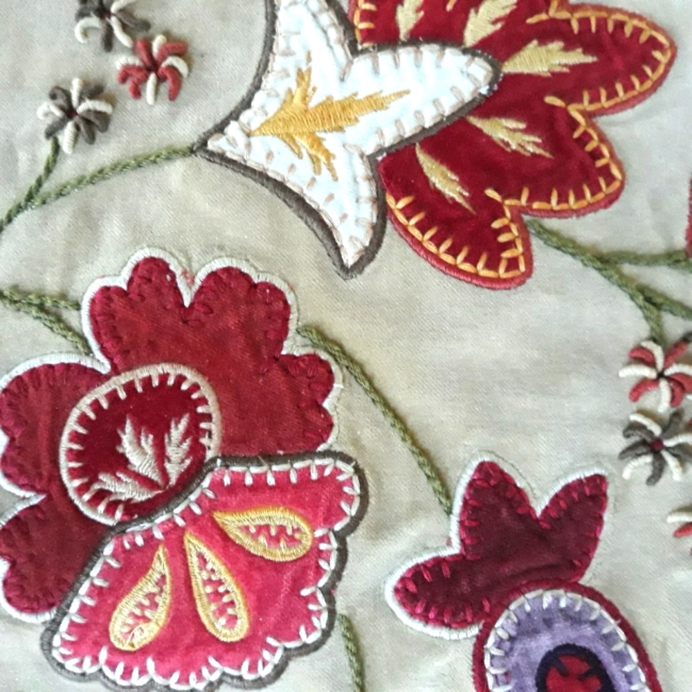 Pottery Barn Embroidered Floral Paisley Velveteen Pillow Cover Shabby Chic